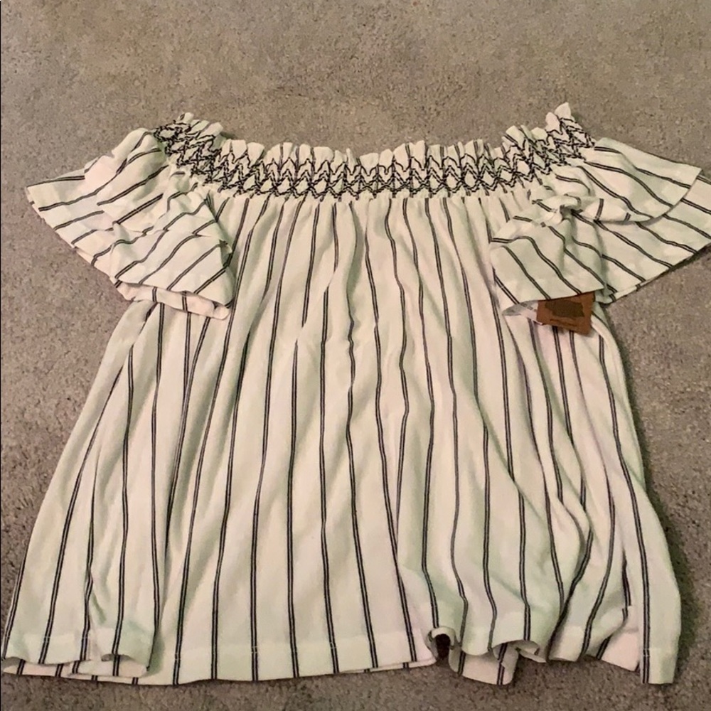 American Eagle Striped Off the shoulder top